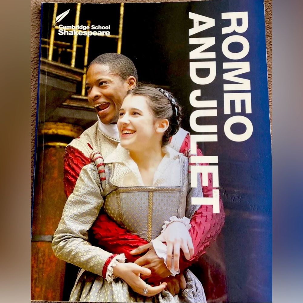 Romeo and Juliet (Cambridge School Shakespeare) by Shakespeare, William